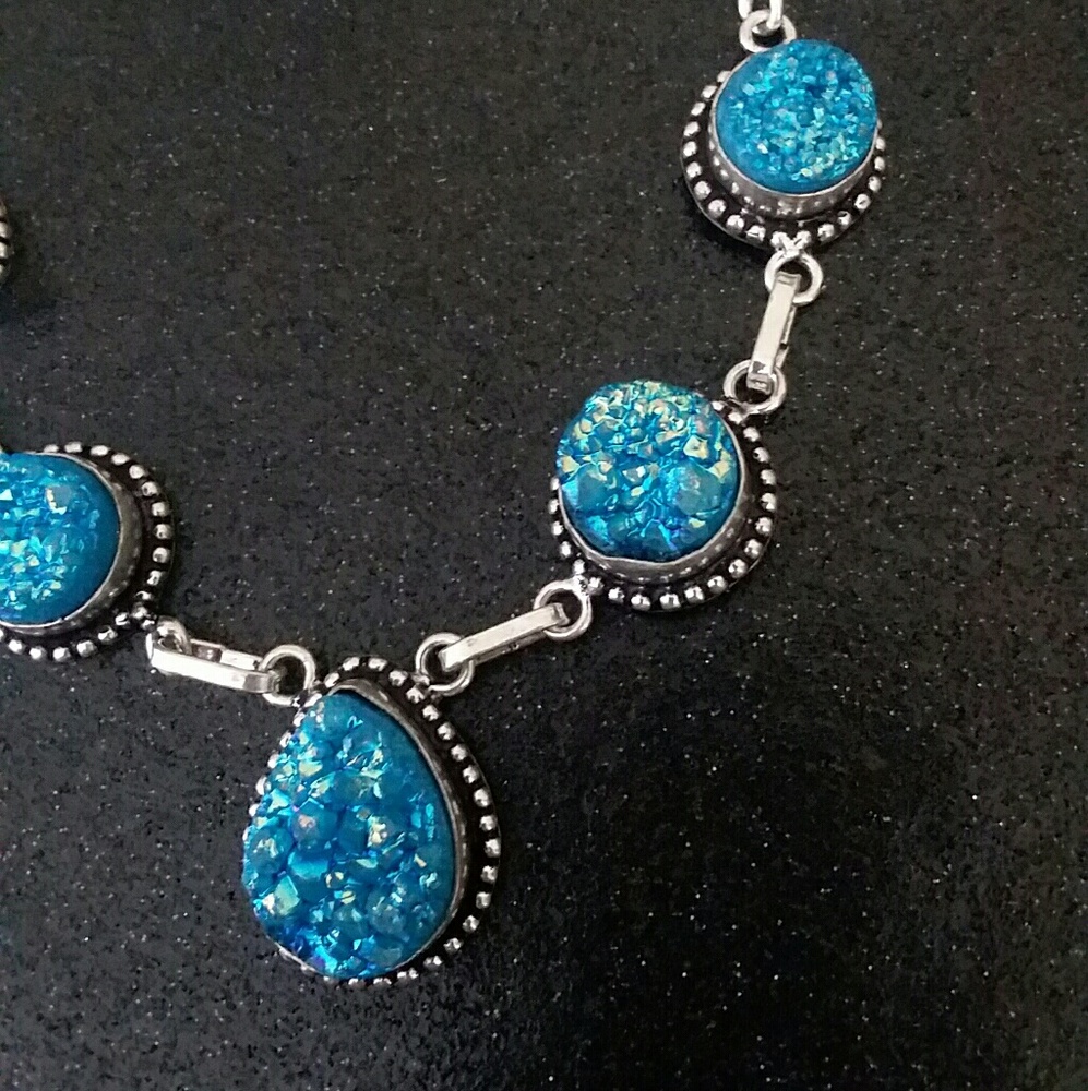 Sterling silver druzy necklace - Picture 3 of 4